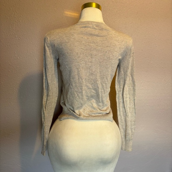 H&M Light Gray Long Sleeve Sweater, size XS - Picture 2 of 3